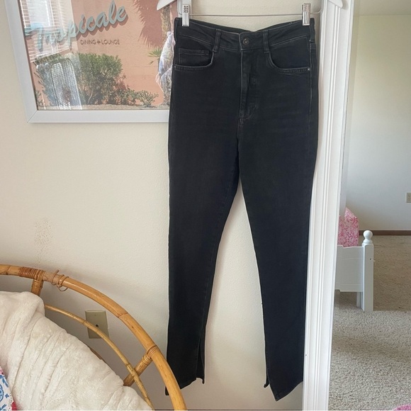 Anthropologie Pilcro Straight Split Hem Jeans in Black - Picture 3 of 7